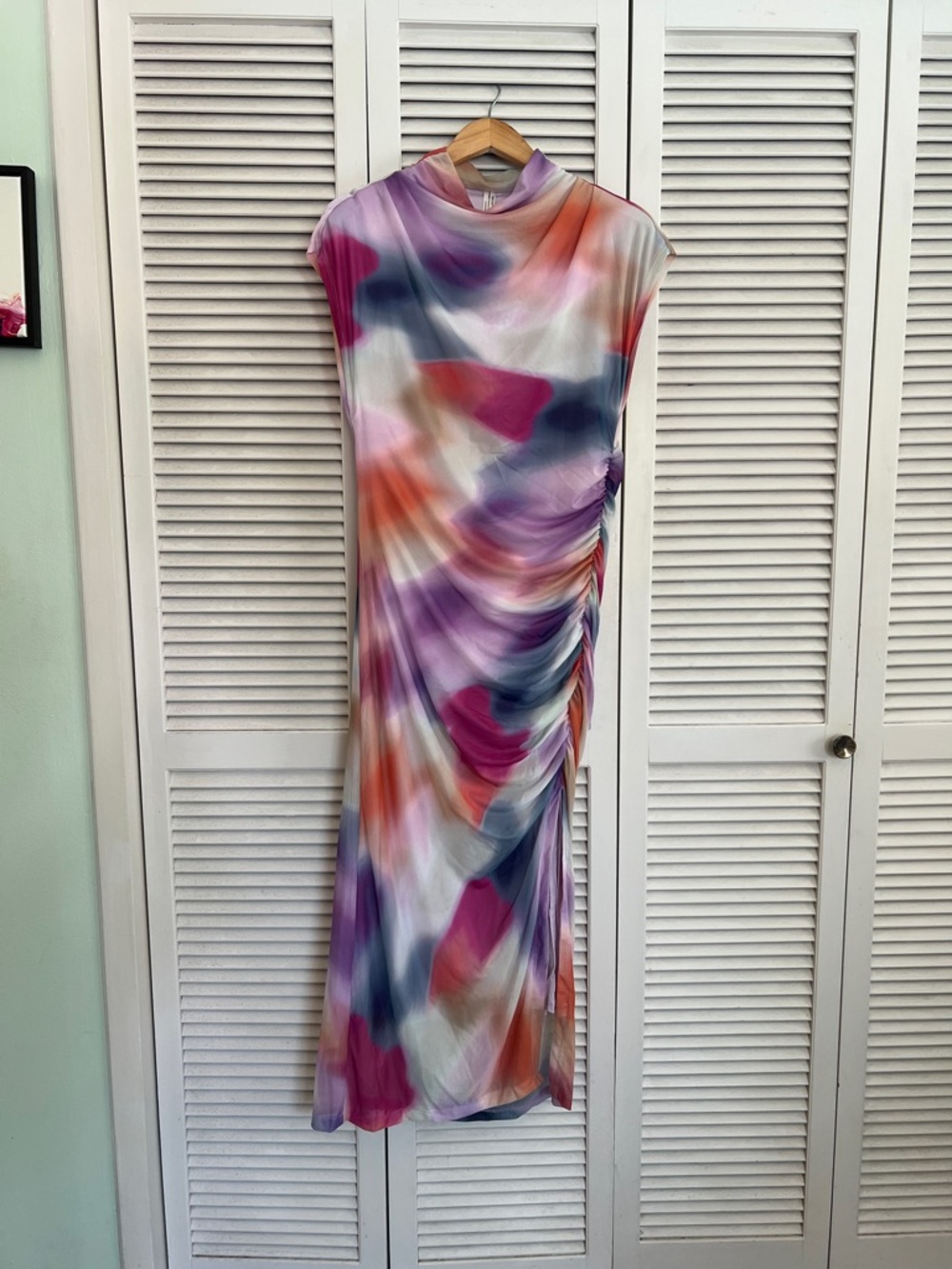 Multicolor Abstract Ruched Midi Dress - Elegant Sleeveless Style